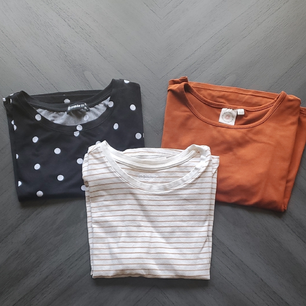 Bundle Of 3 Cropped Tees